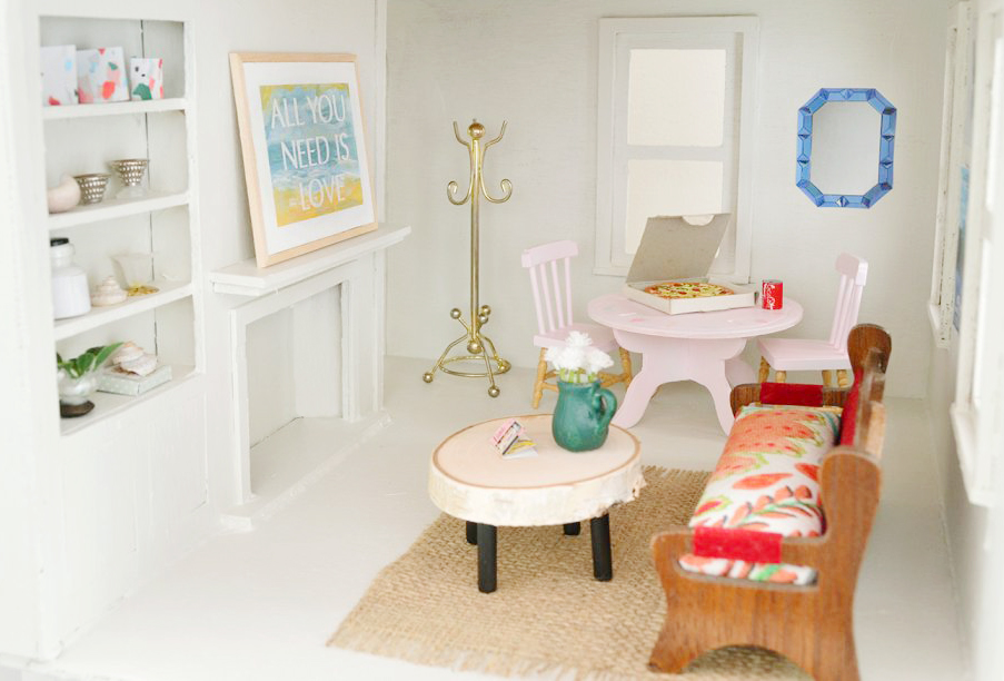 Girls Room Dollhouse Living Room Full2